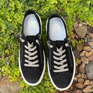 Dolce Vita Women’s Vito Sneaker